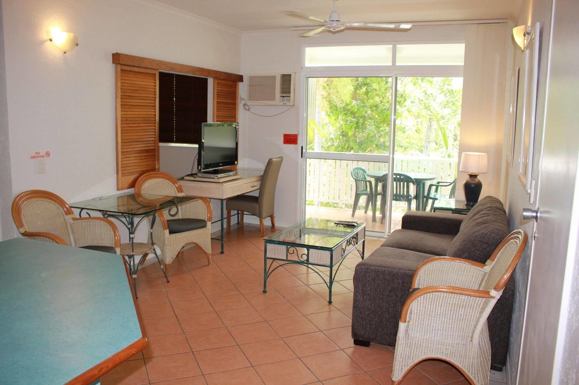 Seascape Holidays - Coral Apartments Port Douglas Exterior foto