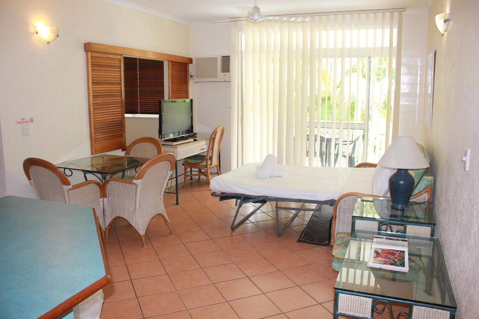 Seascape Holidays - Coral Apartments Port Douglas Exterior foto